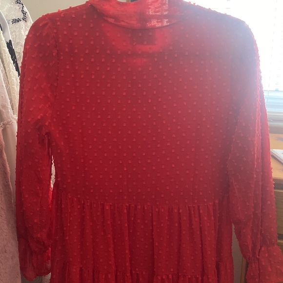 Red dress - Picture 4 of 7